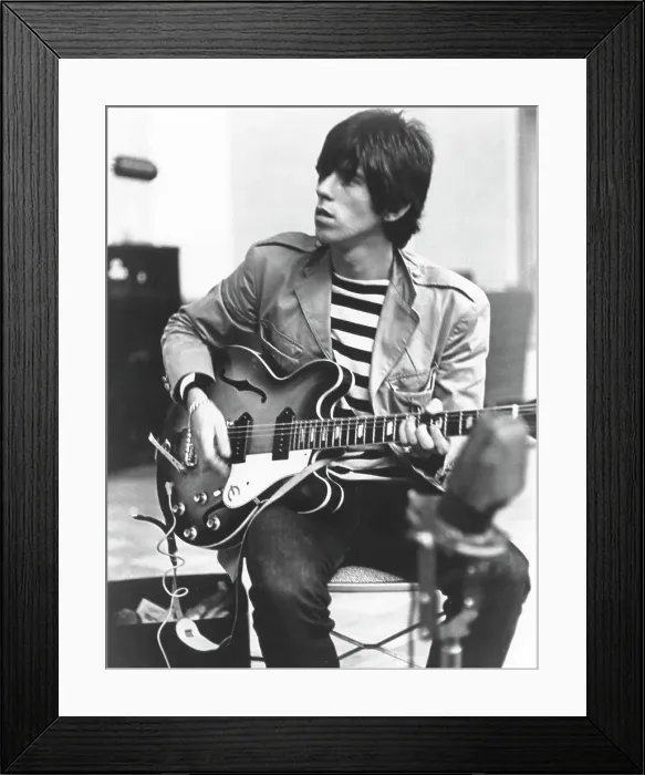 Framed Print : Keith Richards of the Stones in 1966 Framed Print : Keith Richards of the Stones in 1966