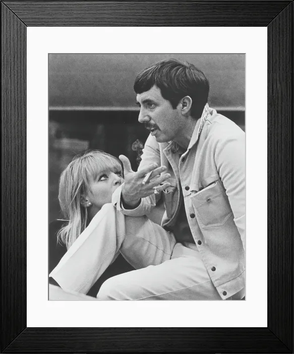 Framed Print : Lee Hazlewood In The Studio With Susie Jane Hokum Framed Print : Lee Hazlewood In The Studio With Susie Jane Hokum