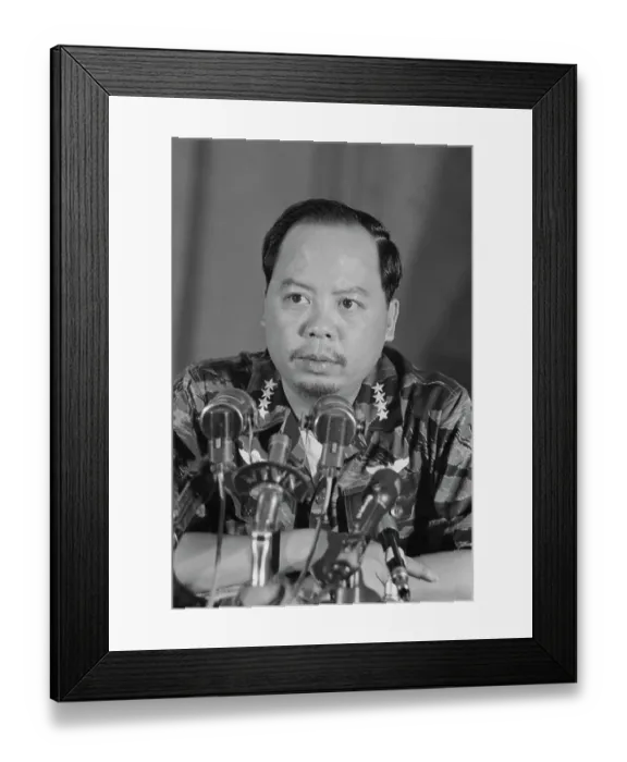 Framed Print : Nguyen Khanh