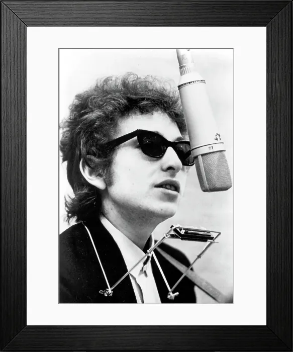 Framed Print : Bob Dylan Records Bringing It All Back Home Framed Print : Bob Dylan Records Bringing It All Back Home