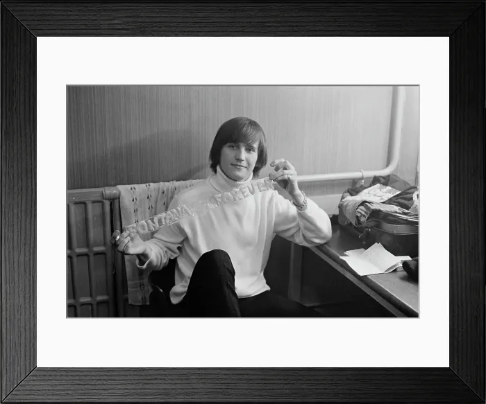 Framed Print : Wayne Fontana, British Pop Singer Framed Print : Wayne Fontana, British Pop Singer