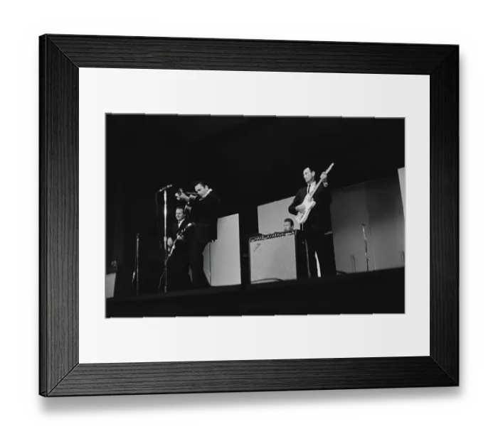 Framed Print : Johnny Cash & The Tennessee Three In Concert