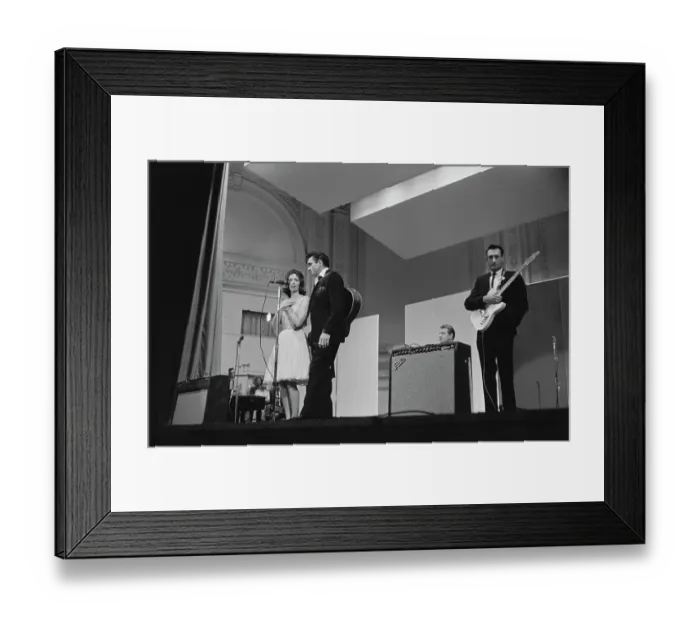 Framed Print : Johnny Cash & The Tennessee Three In Concert Framed Print : Johnny Cash & The Tennessee Three In Concert