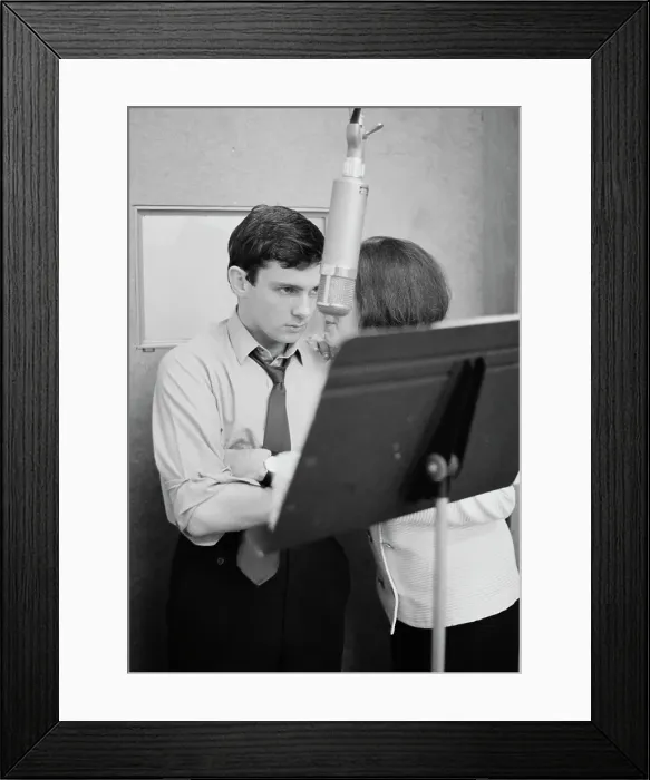 Framed Print : Gene Pitney And Toni Wine Framed Print : Gene Pitney And Toni Wine