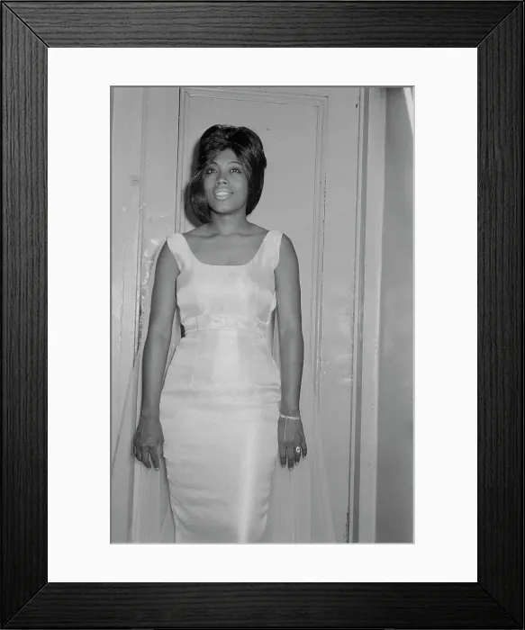 Framed Print : Betty Everett Framed Print : Betty Everett