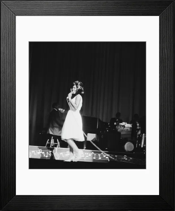 Framed Print : Betty Everett Framed Print : Betty Everett