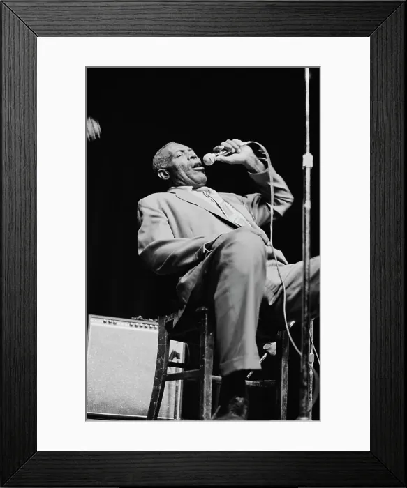 Framed Print : Howlin Wolf Framed Print : Howlin Wolf