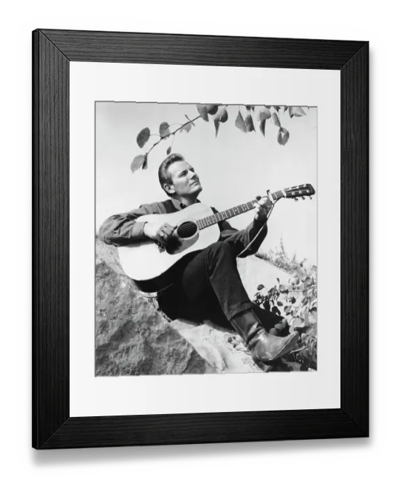 Framed Print : Gordon Lightfoot Portrait with Guitar Framed Print : Gordon Lightfoot Portrait with Guitar