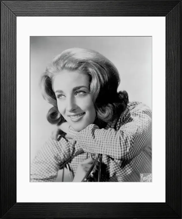 Framed Print : Lesley Gore Framed Print : Lesley Gore