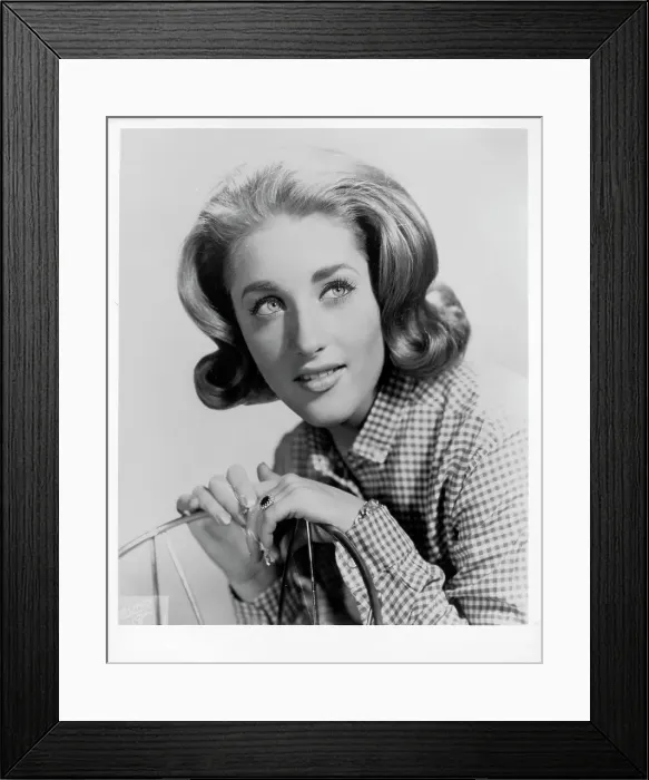 Framed Print : Lesley Gore Framed Print : Lesley Gore