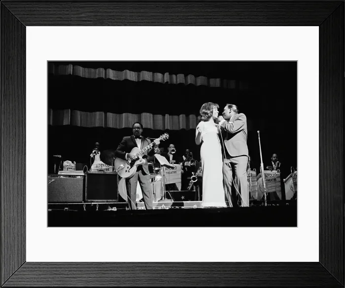 Framed Print : Mary Wells