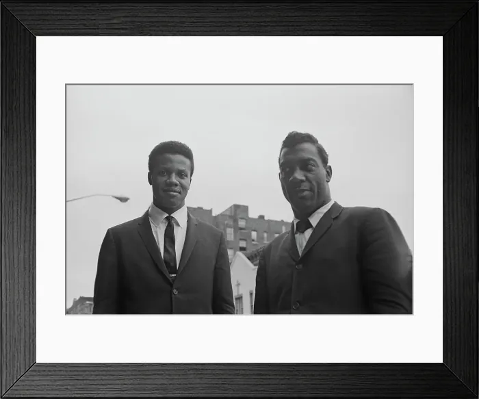 Framed Print : Musicians. American R&B singer Chuck Jackson (right), 1964 Framed Print : Musicians. American R&B singer Chuck Jackson (right), 1964