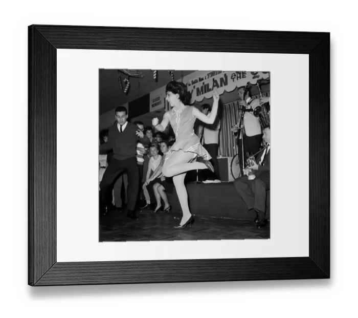 Framed Print : Dancers And Ray Milan And The Quartet Framed Print : Dancers And Ray Milan And The Quartet