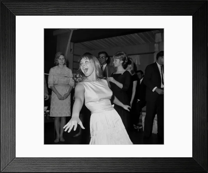 Framed Print : Dancers At Los Angeles Night Club Framed Print : Dancers At Los Angeles Night Club
