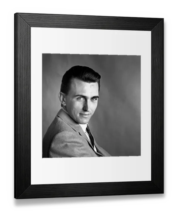 Framed Print : Gary Usher Portrait Session Framed Print : Gary Usher Portrait Session