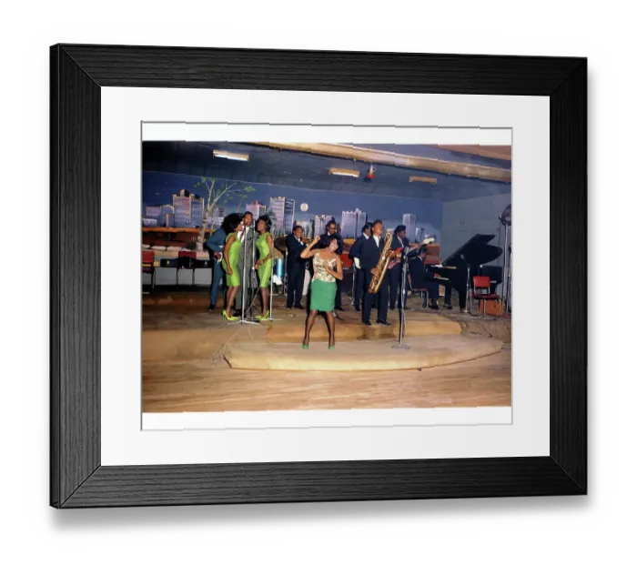 Framed Print : Ike & Tina Turner Revue Perform Framed Print : Ike & Tina Turner Revue Perform