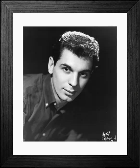 Framed Print : Portrait. NEW YORK - CIRCA 1962: Singer Freddy Cannon poses for a portait Framed Print : Portrait. NEW YORK - CIRCA 1962: Singer Freddy Cannon poses for a portait