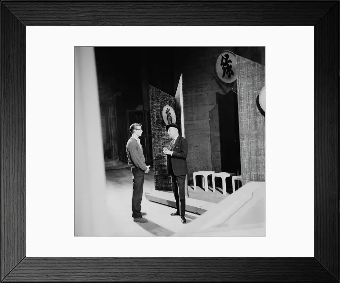 Framed Print : Cecil Beaton Framed Print : Cecil Beaton