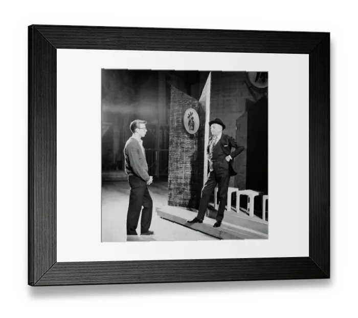 Framed Print : Cecil Beaton Framed Print : Cecil Beaton