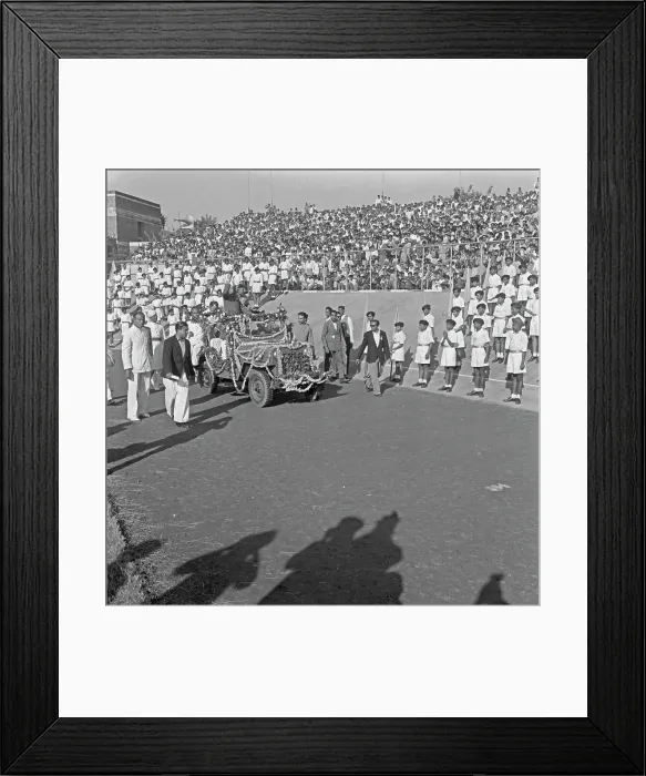Framed Print : Jawaharlal Nehru, Prime Minister of India Framed Print : Jawaharlal Nehru, Prime Minister of India