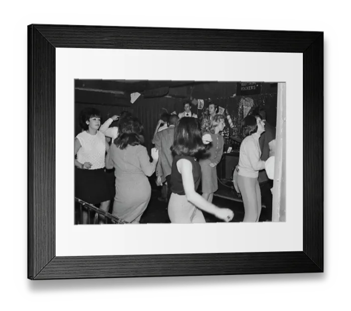 Framed Print : Rhythm Rockers Get The Crowd Jumpin Framed Print : Rhythm Rockers Get The Crowd Jumpin