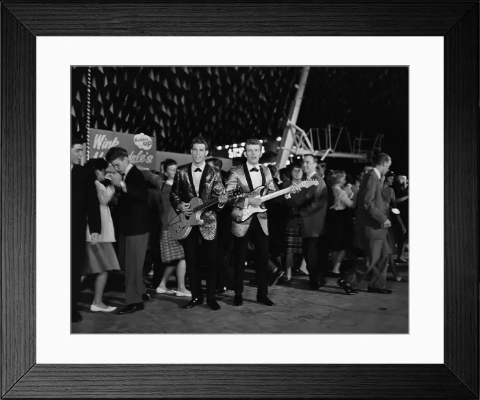 Framed Print : Skip & Flip Framed Print : Skip & Flip