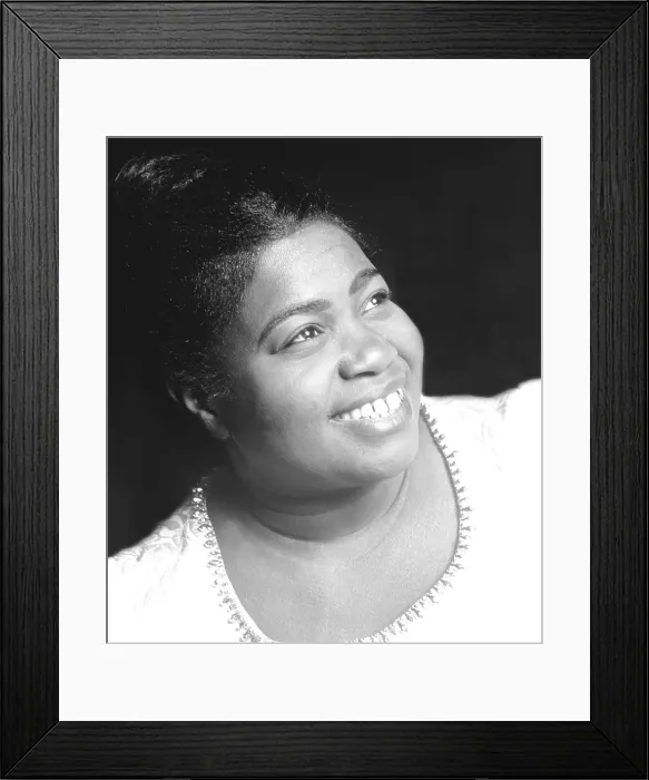 Framed Print : Marion Williams Portrait Session Framed Print : Marion Williams Portrait Session