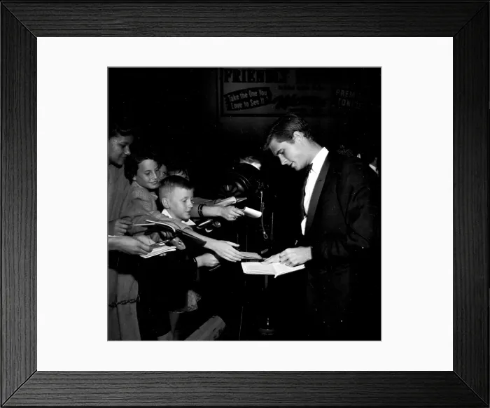 Framed Print : Photo of Tony Perkins Framed Print : Photo of Tony Perkins