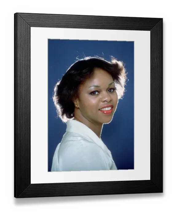 Framed Print : Photo of Deniece Williams Framed Print : Photo of Deniece Williams