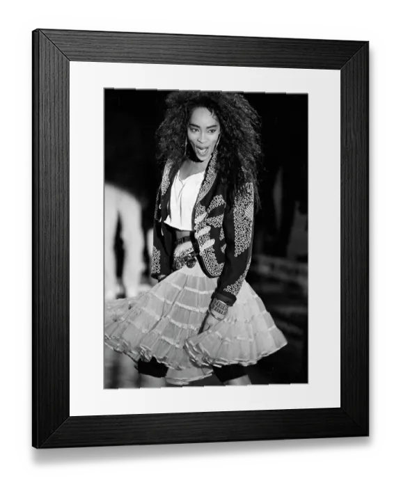 Framed Print : Photo of Jody Watley Framed Print : Photo of Jody Watley