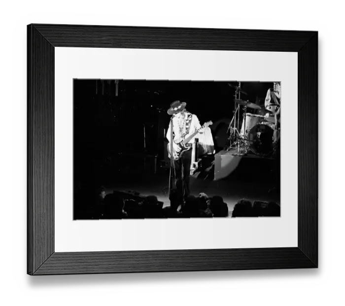 Framed Print : Photo of Stevie Ray Vaughan Framed Print : Photo of Stevie Ray Vaughan
