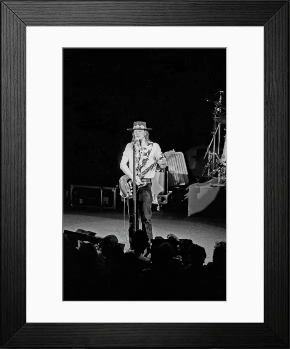 Framed Print : Photo of Stevie Ray Vaughan Framed Print : Photo of Stevie Ray Vaughan