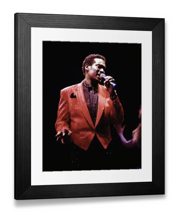 Framed Print : Photo of Luther Vandross Framed Print : Photo of Luther Vandross