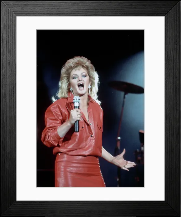 Framed Print : Photo of Bonnie Tyler Framed Print : Photo of Bonnie Tyler