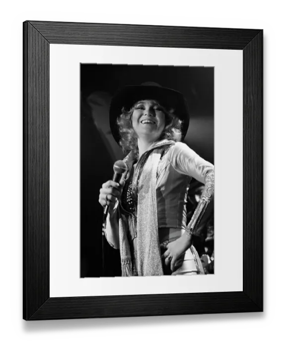 Framed Print : Tanya Tucker Performing Framed Print : Tanya Tucker Performing
