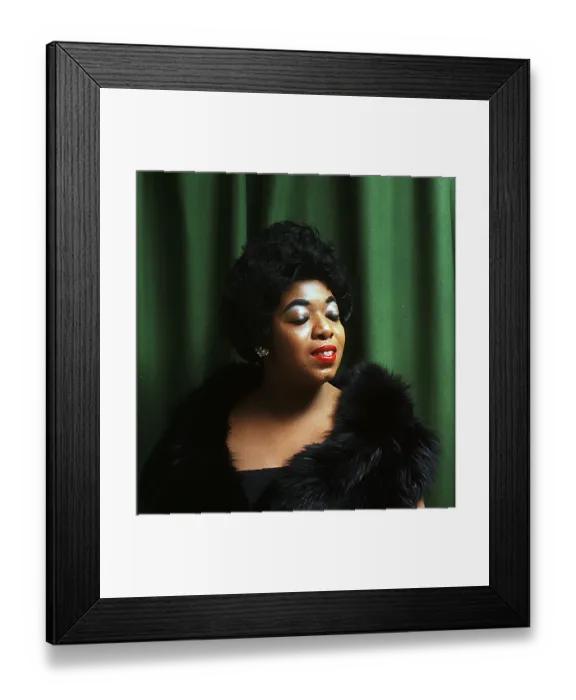 Framed Print : Photo of Dakota Staton Framed Print : Photo of Dakota Staton