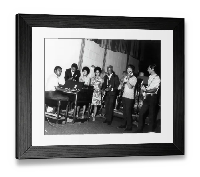 Framed Print : Photo of Staple Singers Framed Print : Photo of Staple Singers