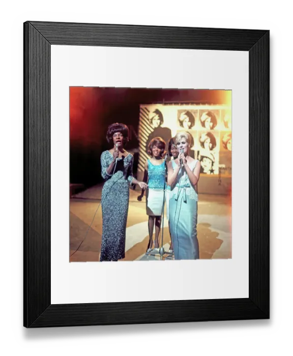 Framed Print : Photo of Dusty Springfield