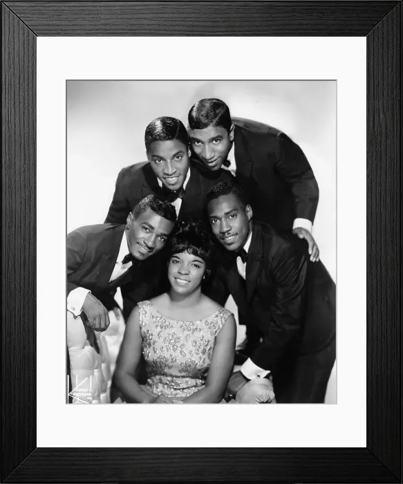 Framed Print : Photo of Ruby & The Romantics Framed Print : Photo of Ruby & The Romantics