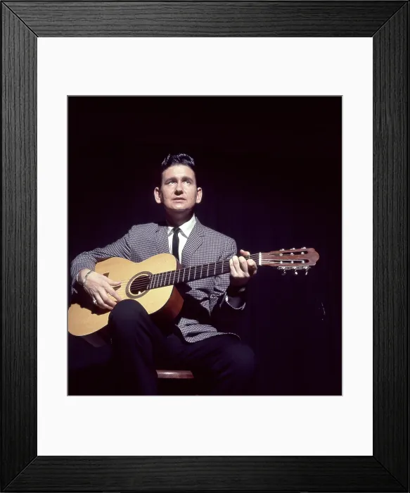 Framed Print : Roy Orbison Performs Framed Print : Roy Orbison Performs