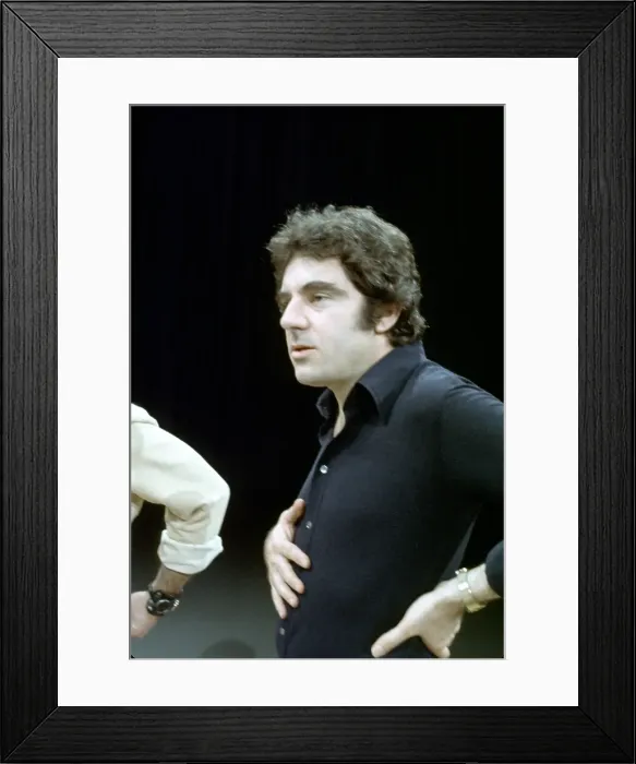 Framed Print : Photo of Anthony Newley Framed Print : Photo of Anthony Newley