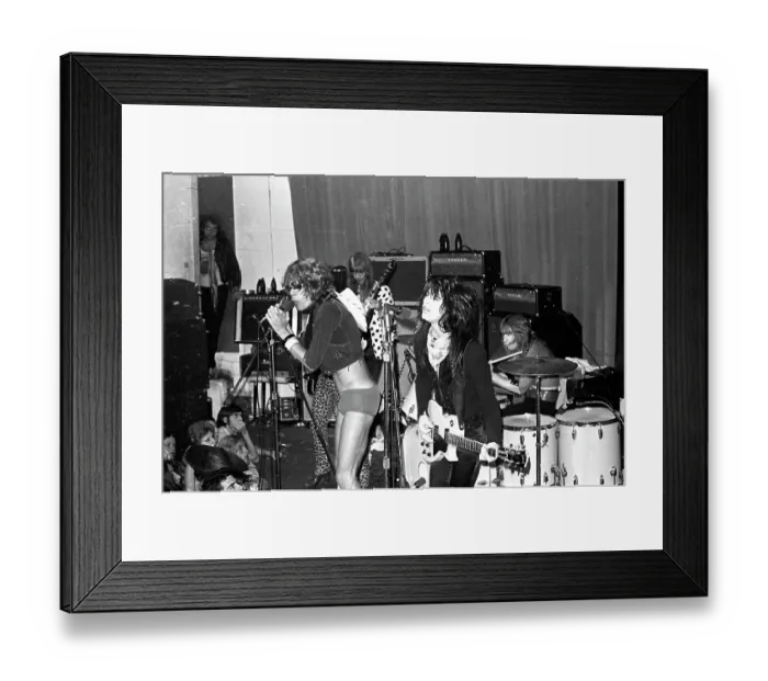 Framed Print : Photo of New York Dolls Framed Print : Photo of New York Dolls
