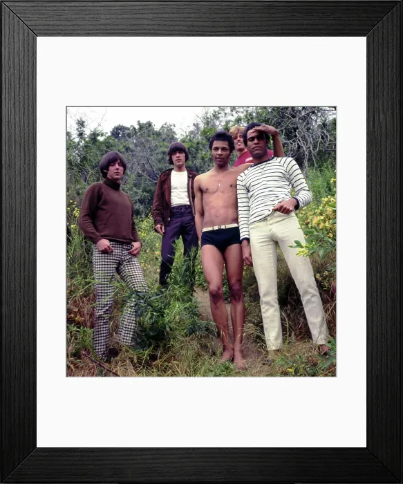 Framed Print : Photo of Love Framed Print : Photo of Love