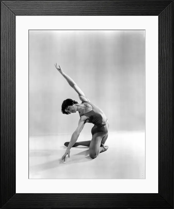 Framed Print : Photo of Rudolph Nureyev Framed Print : Photo of Rudolph Nureyev