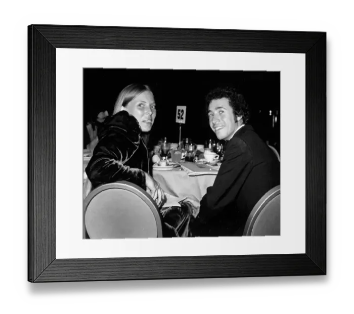 Framed Print : Photo of Joni Mitchell Framed Print : Photo of Joni Mitchell