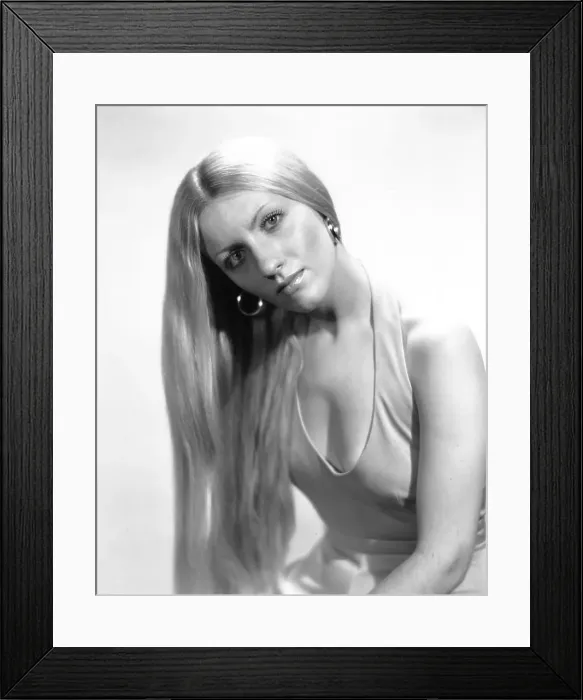 Framed Print : Photo of Maureen McGovern Framed Print : Photo of Maureen McGovern