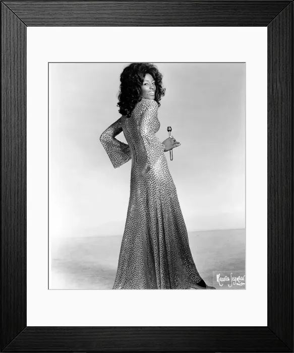 Framed Print : Photo of Gwen McCrae Framed Print : Photo of Gwen McCrae