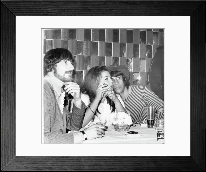 Framed Print : Photo of The Mamas and the Papas Framed Print : Photo of The Mamas and the Papas