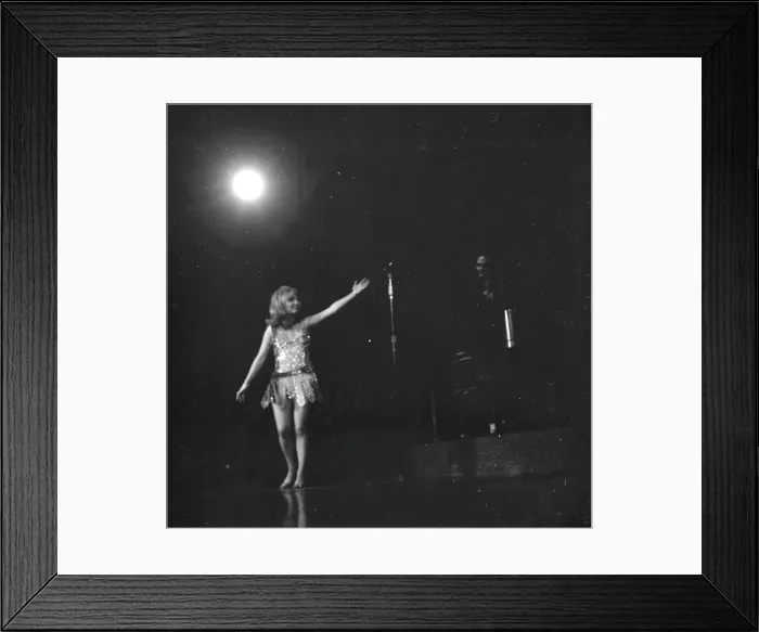 Framed Print : Photo of Lulu Framed Print : Photo of Lulu