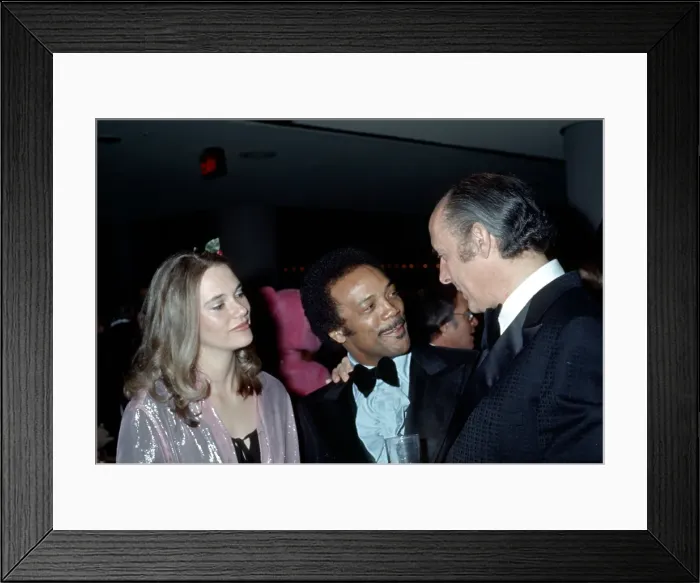Framed Print : Photo of Quincy Jones Framed Print : Photo of Quincy Jones